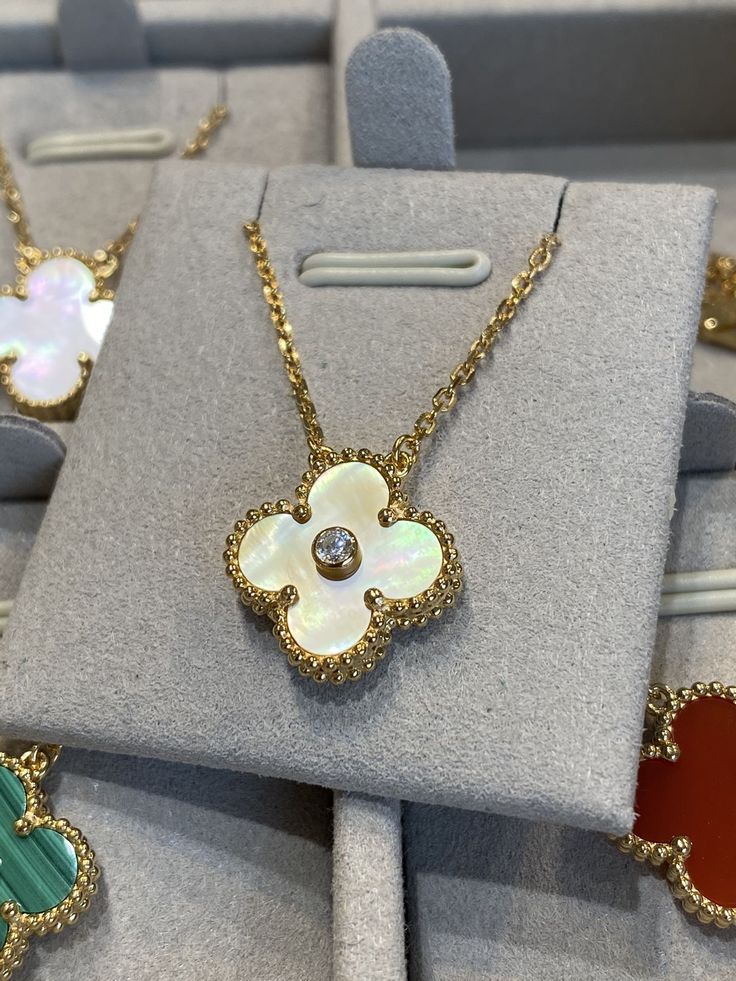 Mother Of Pearl Clover Necklace
