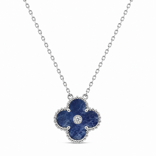 Étoile Bleu Clover Necklace