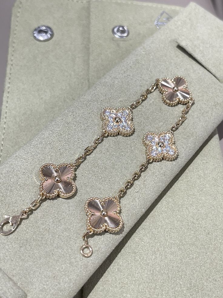 Aureva Clover Bracelet